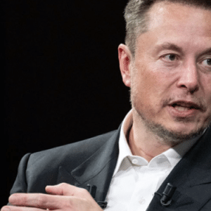 Elon Musk defende que envelhecimento humano é “pré-programado” e afirmá-lo está ao alcance da ciência