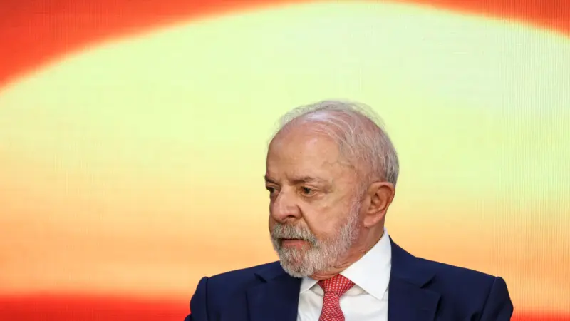 TSE rejeita ação que pedia multa a Lula, PT e Acadêmicos de Niterói por samba-enredo