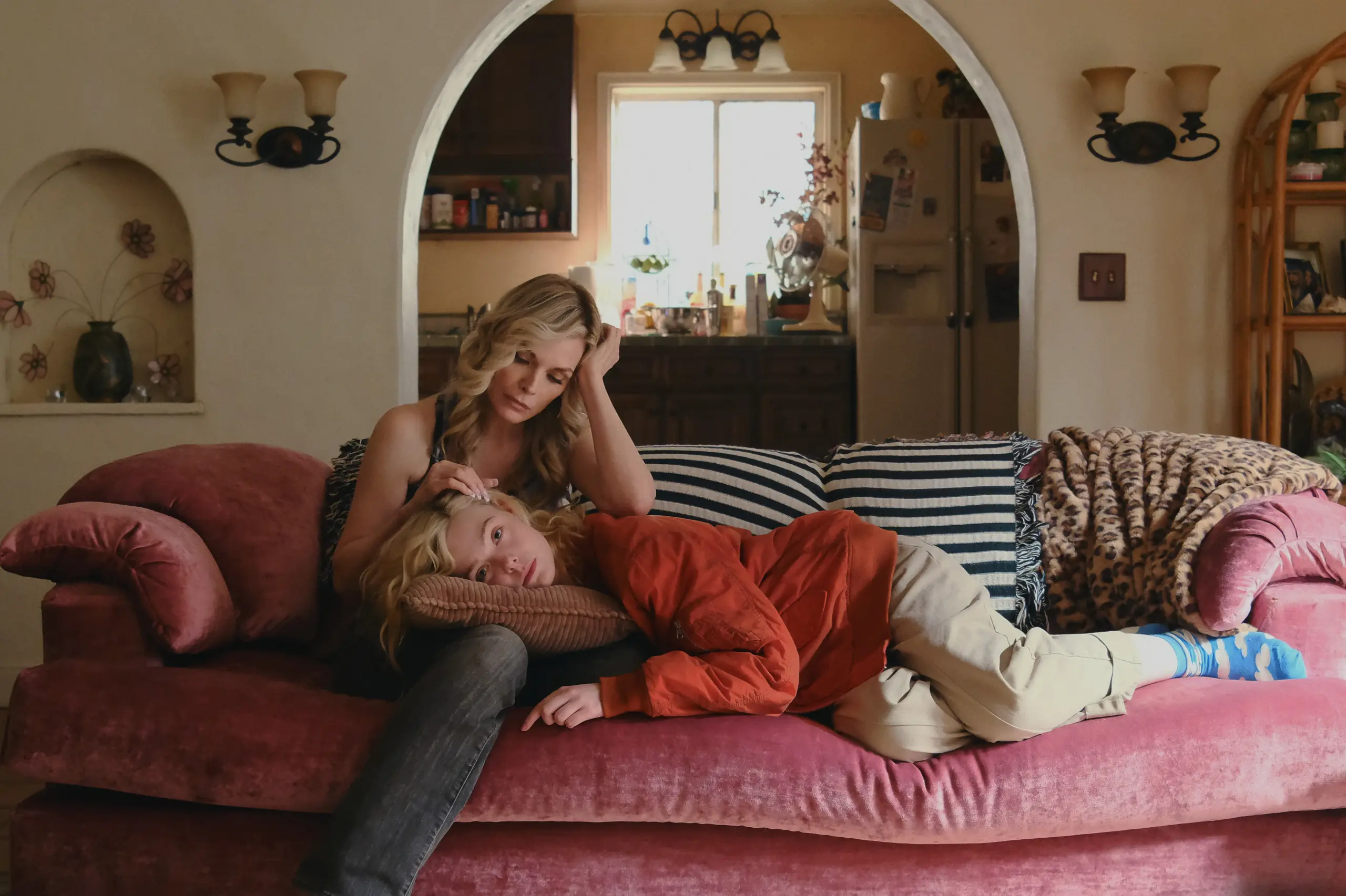 Elle Fanning explora facetas da juventude em Margo e a Falta de Dinheiro