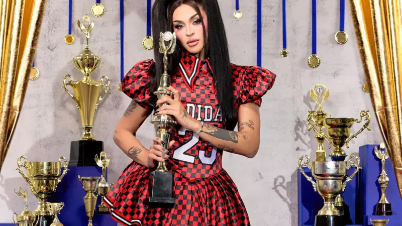 Pabllo Vittar anuncia turnê de 10 anos de carreira e estreia Eurotour como DJ