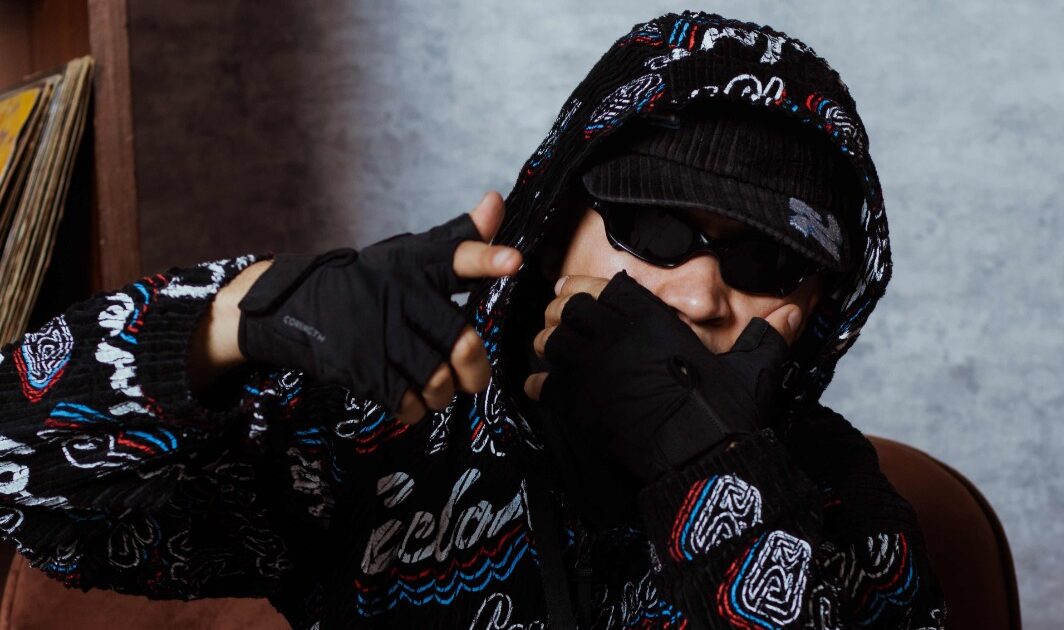 DJ R7