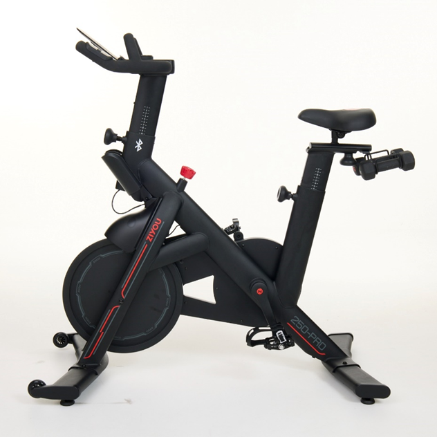 ZiYou apresenta bike de spinning 250 PRO com NFC para facilitar treinos em casa