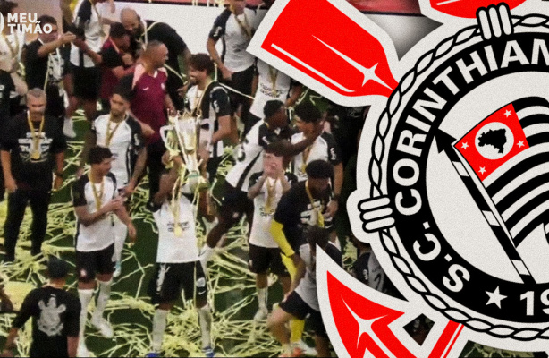 Corinthians ergue a taça da Supercopa Rei 2026 após cerimônia de premiação