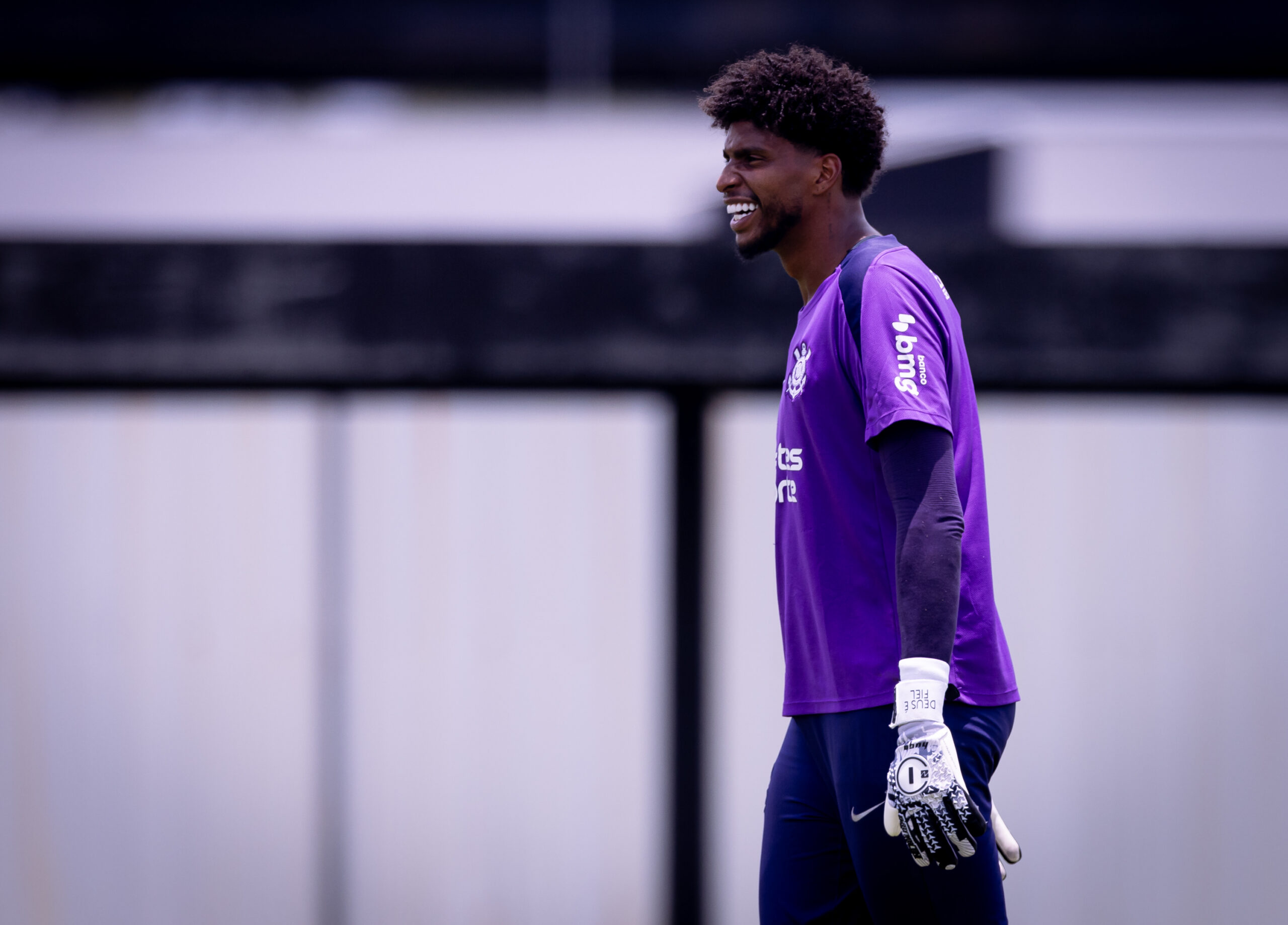 Hugo Souza foi decisivo nas conquistas do Corinthians em 2025 e é convocado para a seleção