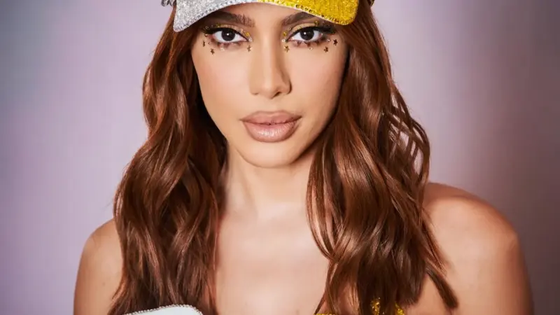 Anitta anuncia álbum “Equilibrium” com funk, samba e reggae em três idiomas