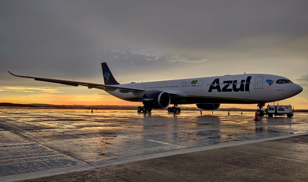 Azul conclui reestruturação financeira voluntária nos Estados Unidos