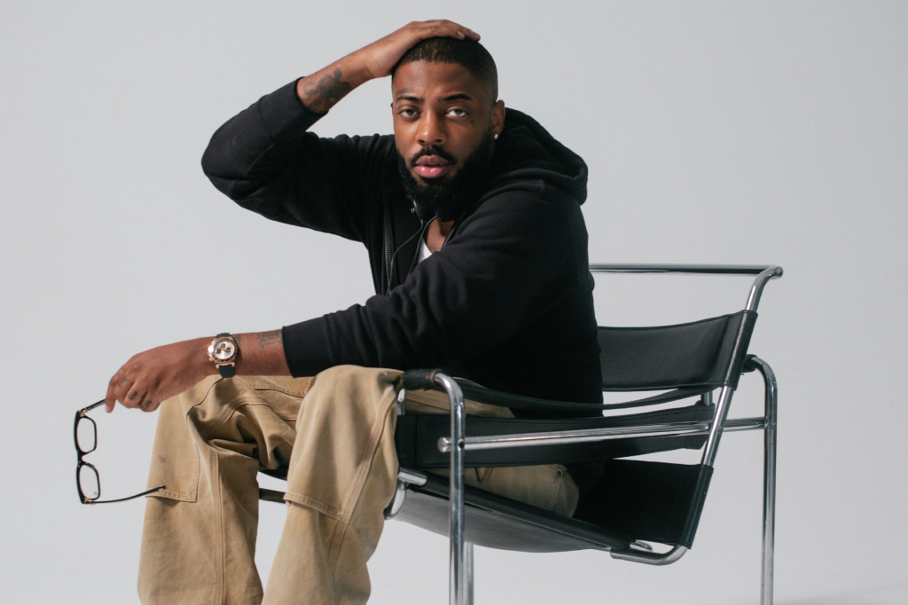 Brent Faiyaz anuncia terceiro álbum ‘Icon’ com trailer cinematográfico e data de lançamento