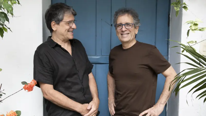 Chico e Mario Adnet anunciam álbum “Falso antigo” com vozes de Roberta Sá, Mosquito e Pedro Miranda