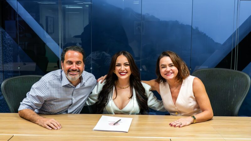 Raphaela Santos é contratada da Sony Music Brasil e lança feat inédito com Ludmilla em março