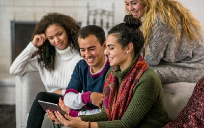 COS.TV é apresentada como nova plataforma de vídeos em publicação do Mobills