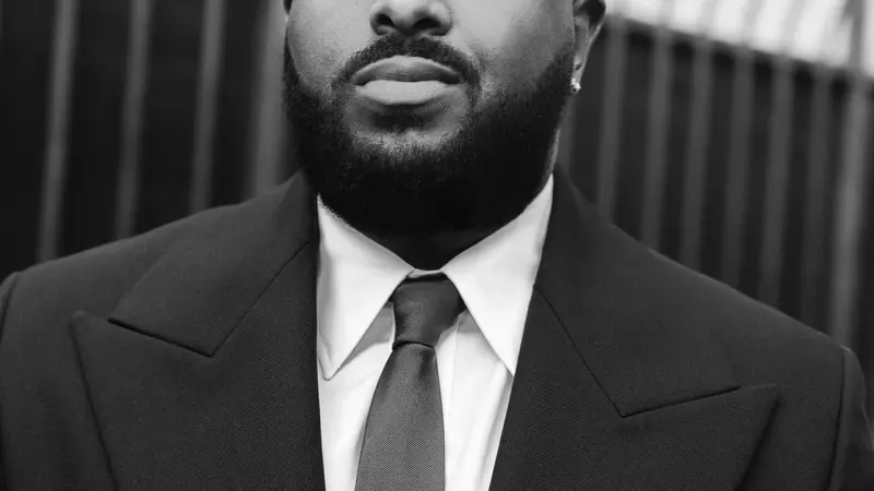 Simon Gebrelul e a ISLA Management por trás do MVP da NBA e da estrela do R&B GIVĒON
