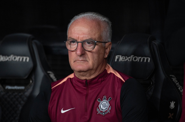 Técnico do Corinthians enaltece base como legado e reforça planejamento após triunfo sobre Capivariano