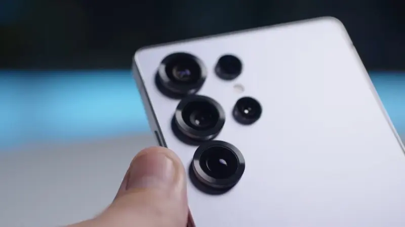 iPhone 18 Pro e Galaxy S27 devem ganhar abertura variável na câmera, apontam rumores