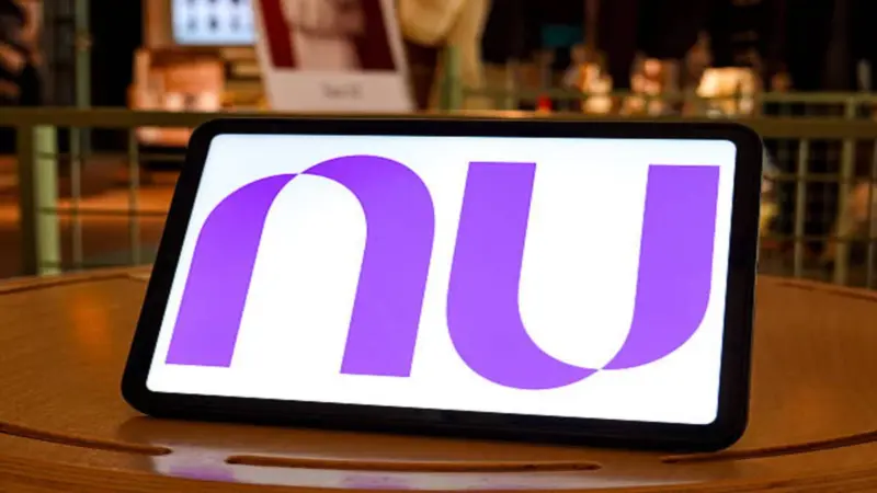 Nubank registra lucro líquido de US$ 894,8 milhões no 4º trimestre de 2025, alta de 50% sobre o ano anterior