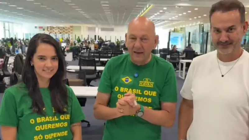 Luciano Hang anuncia parceria entre Havan e Ipanema para lançamento de coleção de sandálias