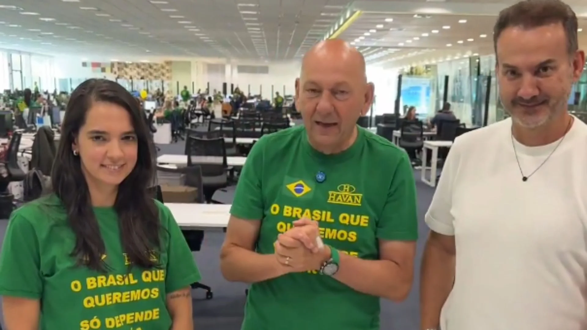 Luciano Hang anuncia parceria entre Havan e Ipanema para lançamento de coleção de sandálias