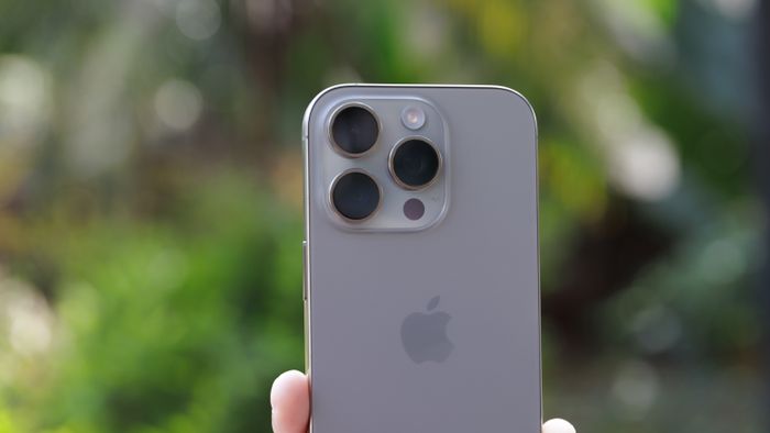 Quanto se economiza ao trazer um iPhone dos Estados Unidos
