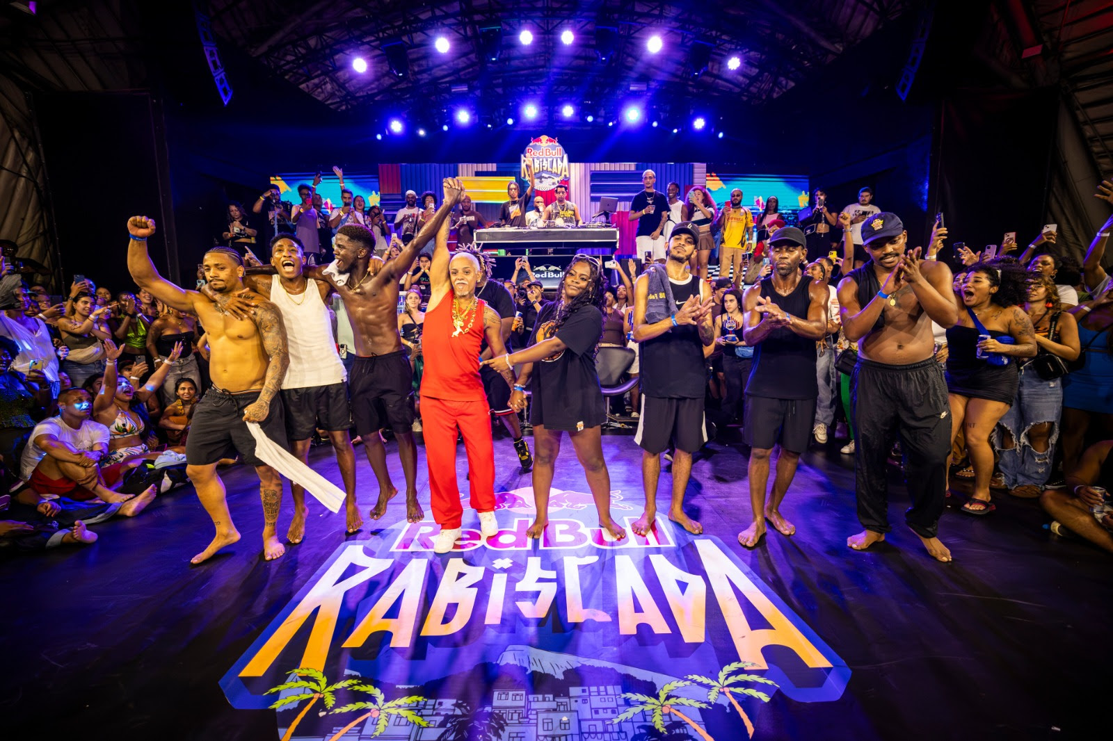 Kenner realiza oficinas de passinho e produção de beats antes da final do Red Bull Rabiscada