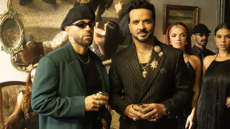 Luis Fonsi e Feid chegam ao Hot Latin Songs com salsa “Cambiaré”