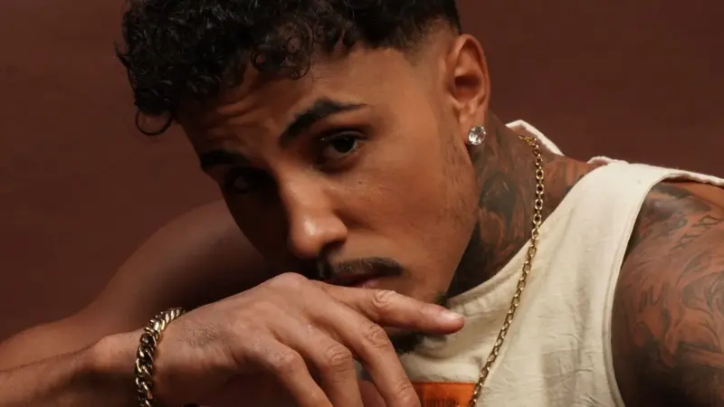 Mc Livinho anuncia pausa por tempo indeterminado e diz que 2026 será último ano de shows