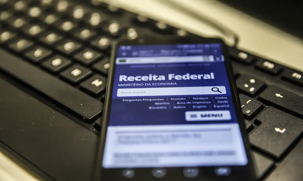 Como aplicativos podem facilitar a organização da declaração do Imposto de Renda 2026