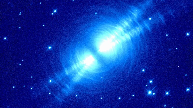 Hubble registra nova imagem da Nebulosa do Ovo em estágio final de estrela