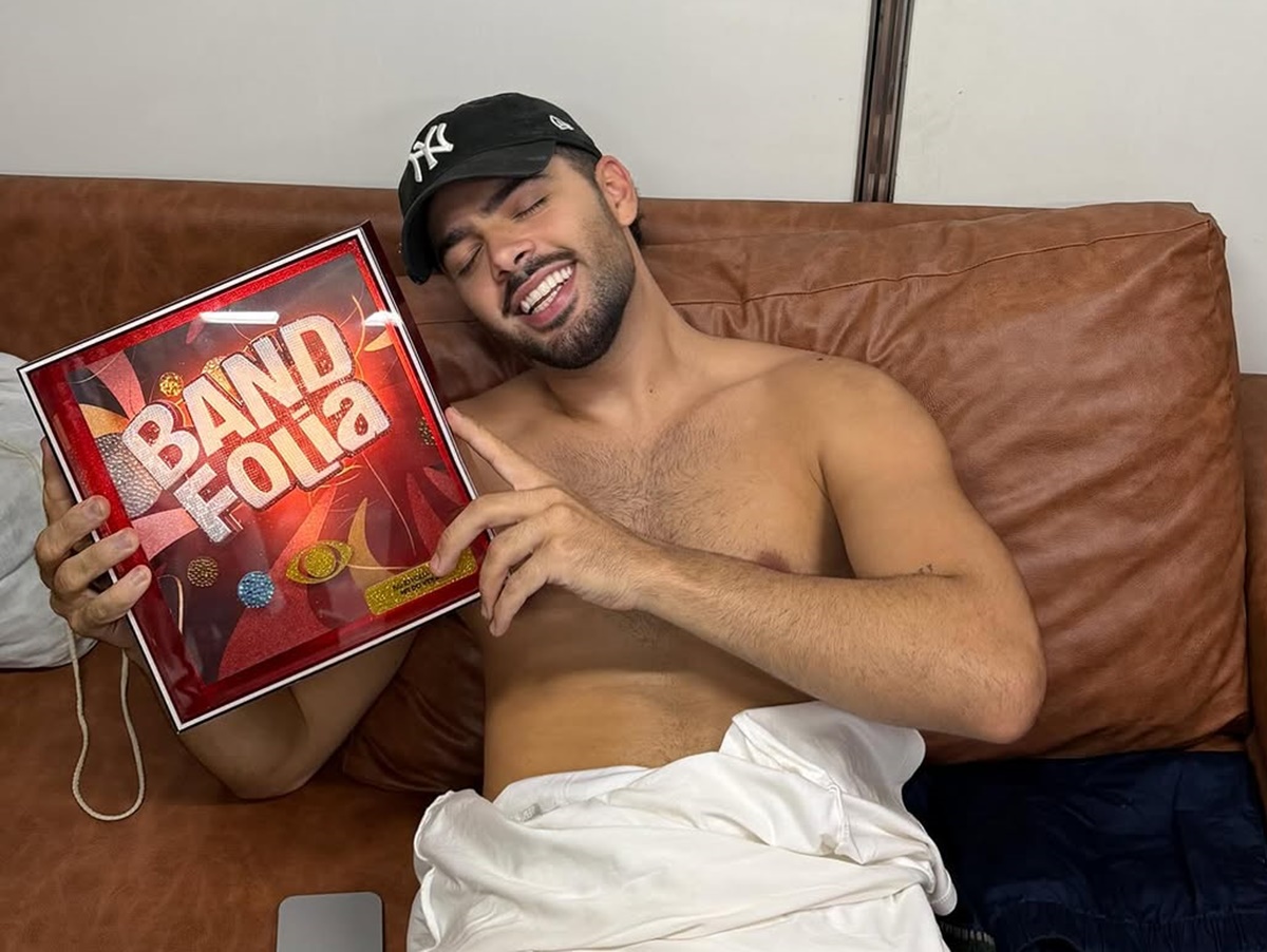 Pedro Sampaio é o primeiro artista de fora da Bahia a vencer Troféu Band Folia de “Hit do Verão”