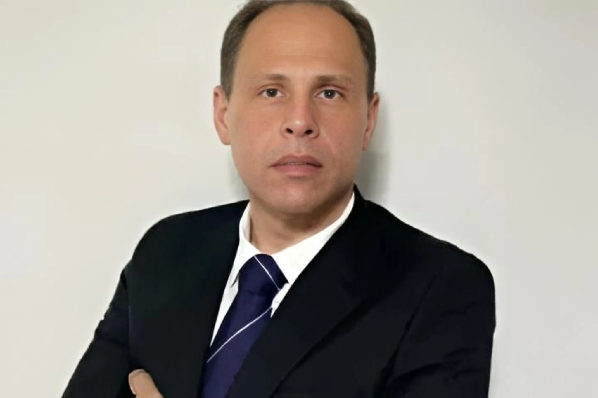 Ex-ministro Carlos Lupi é citado em delação de dirigentes do INSS, diz reportagem