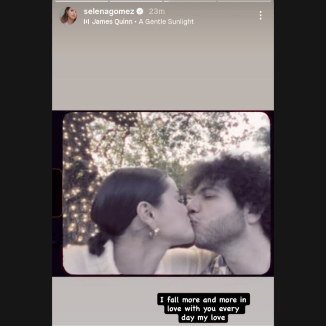 Selena Gomez manifesta apoio a Benny Blanco após crítica por comportamento em podcast