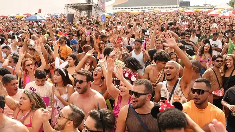 Carnaval: dicas para aproveitar a folia sem cair em golpes financeiros
