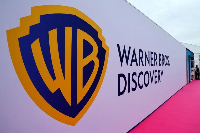 Proposta maior reabre disputa entre Paramount e Netflix pela Warner Bros.