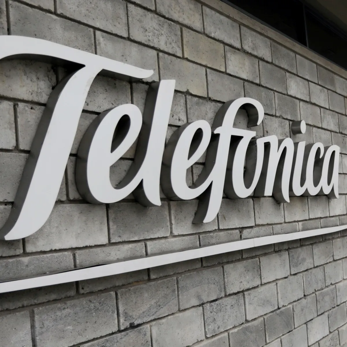 Telefônica Brasil tem lucro líquido de R$ 1,877 bilhão no 4º trimestre de 2025, alta de 6,5%