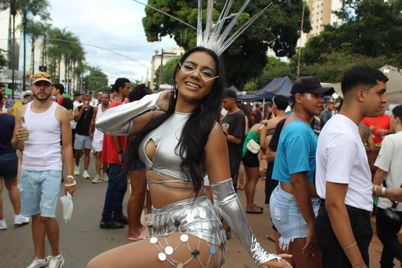 Bloco do Esquenta LGBT+ comemora 10 anos e volta às ruas de Goiânia no Carnaval de 2026