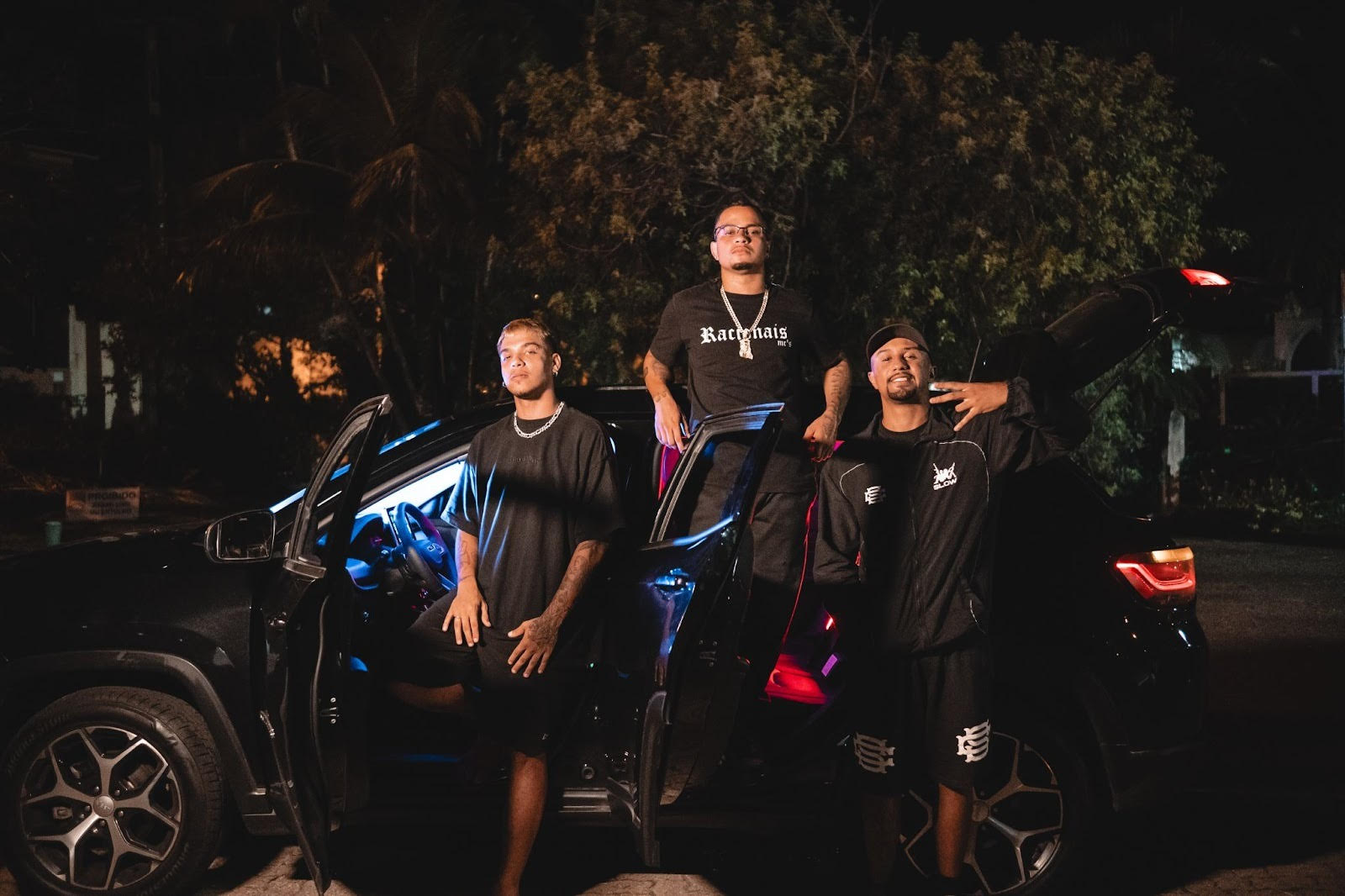 Frajadx, Harley MC e Novato MC lançam single “Passe de Mágica” pela 1Kilo