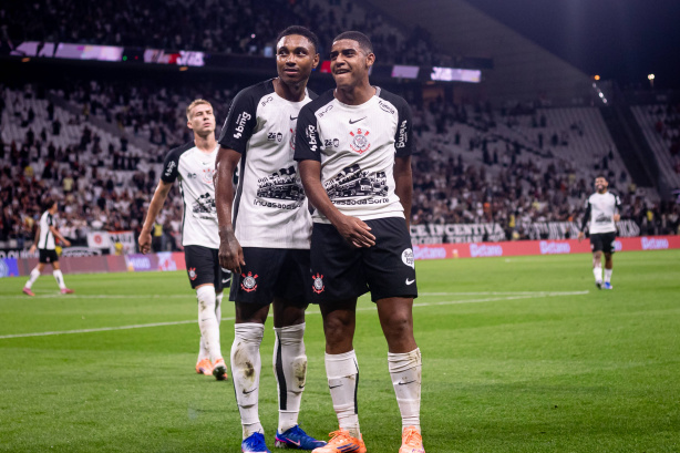 Gui Negão projeta Corinthians em disputa por todos os títulos de 2026 antes do Dérbi