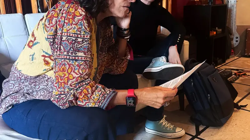 Roberta Campos relança “Coisas de viver” com participações de Jota.Pê, Zélia Duncan e Jorge Vercillo