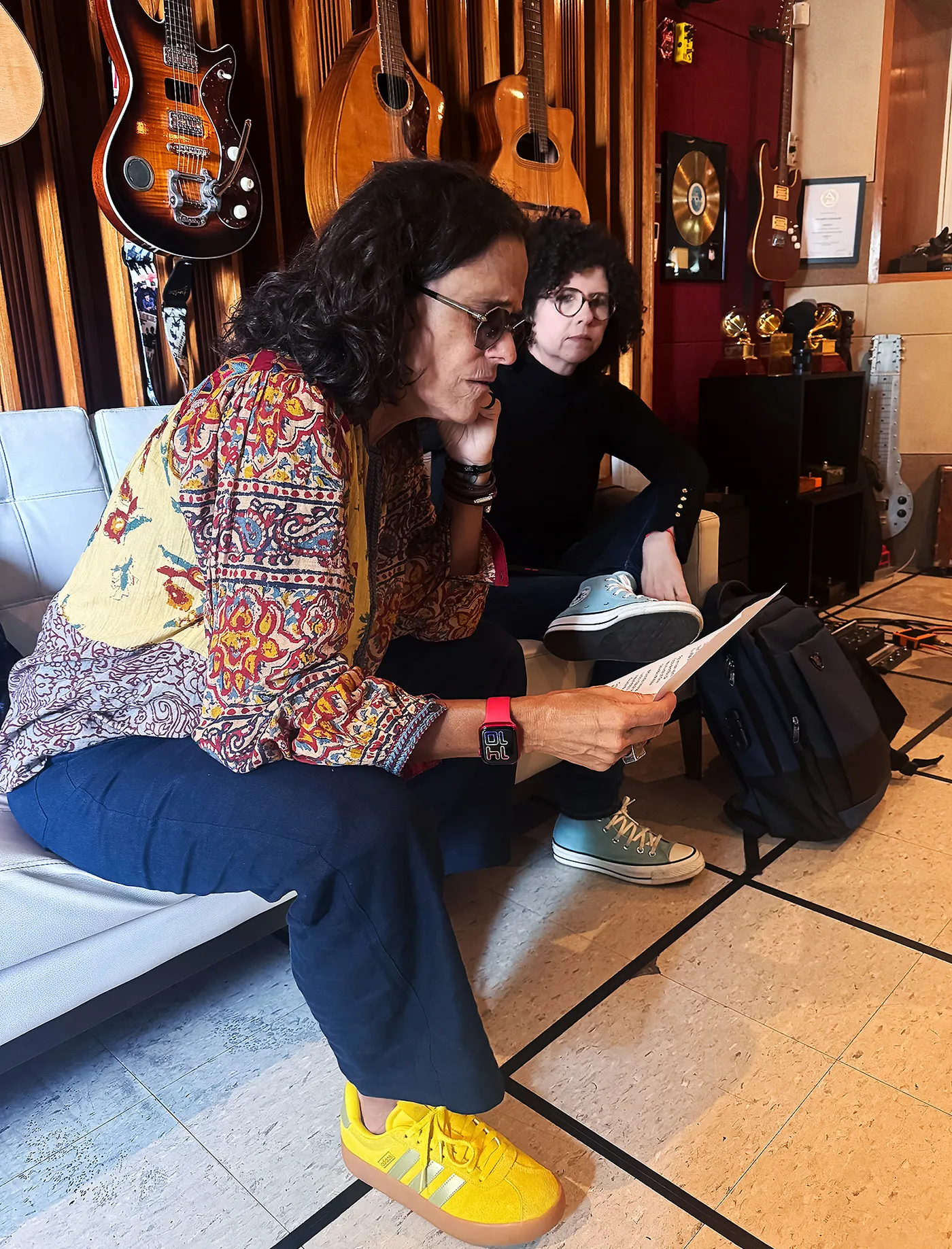 Roberta Campos relança “Coisas de viver” com participações de Jota.Pê, Zélia Duncan e Jorge Vercillo