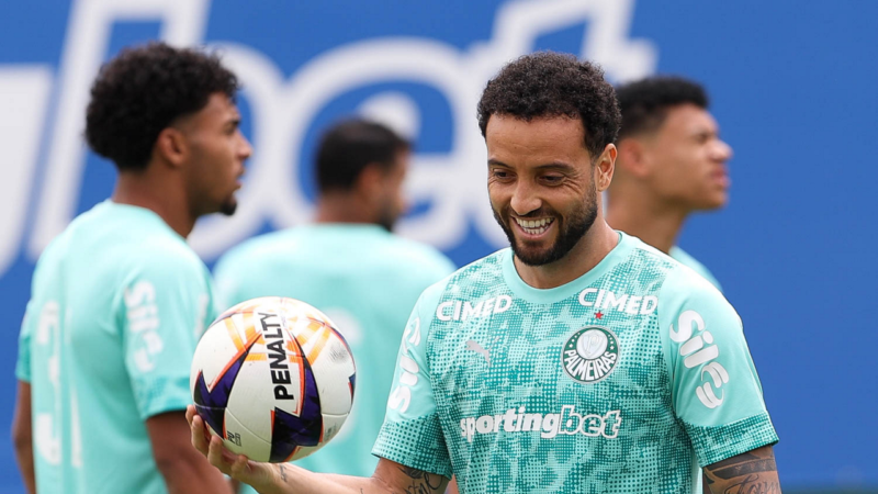 Palmeiras retoma atividades após classificação no Paulista; galeria de fotos registra reapresentação