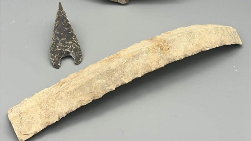 Tumba de 5.000 anos com objetos de valor é descoberta em Teba, Málaga