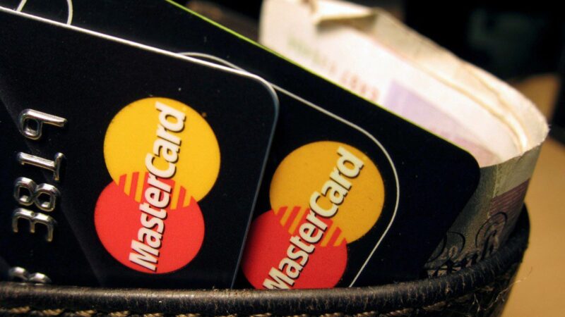 Mastercard arca com pagamentos após colapso do Banco Master e busca ressarcimento