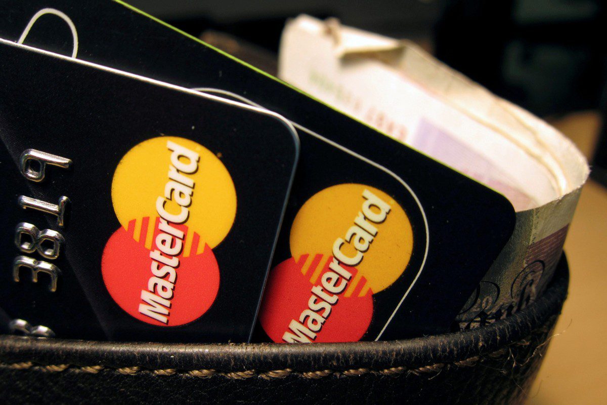 Mastercard arca com pagamentos após colapso do Banco Master e busca ressarcimento