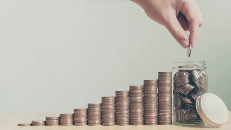 Como juntar R$ 20 mil até o fim do ano: quanto é preciso guardar por mês