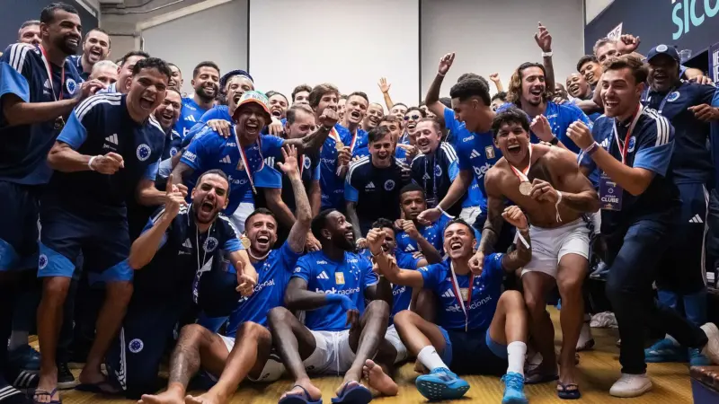 Hulk diz que avisou árbitro antes de confusão generalizada em Cruzeiro x Atlético