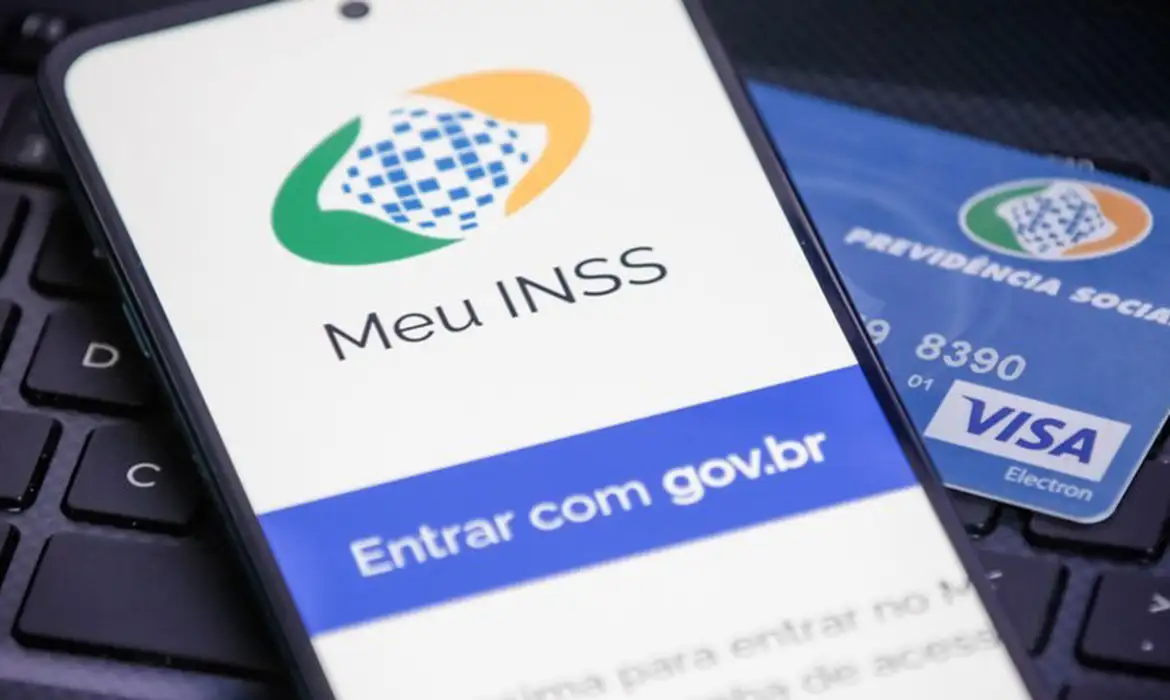 Principais programas de acúmulo de milhas aéreas no Brasil