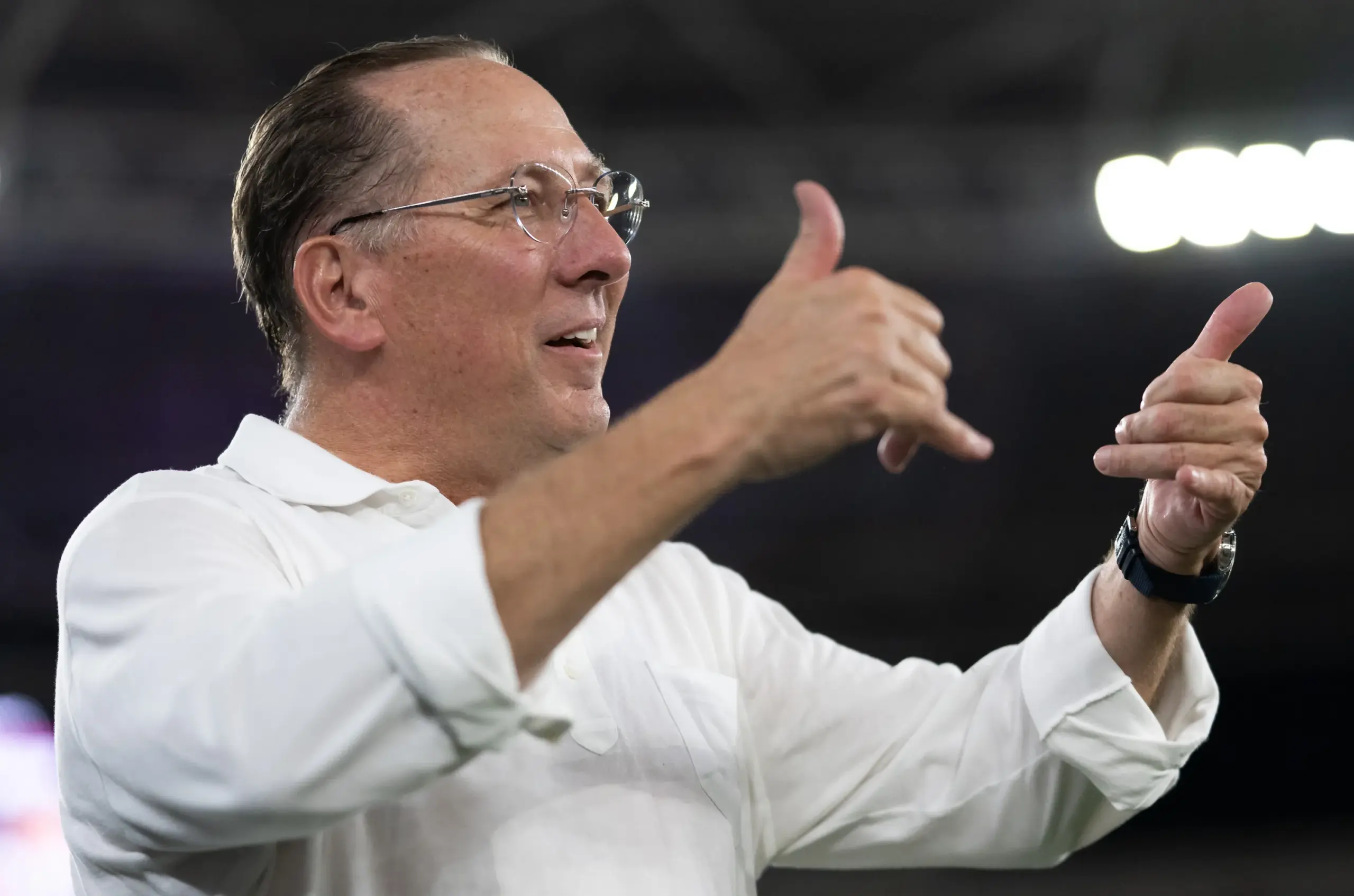 Venê Casagrande aponta crise nos bastidores como causa para queda de rendimento do Botafogo