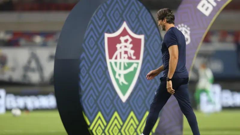 Zubeldía revela problema cardíaco e fala sobre pressão da profissão no futebol