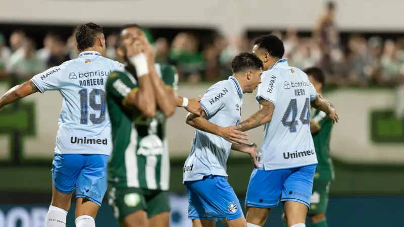 Weverton lamenta empate do Grêmio com a Chapecoense e aponta desgaste pós-Gre-Nal