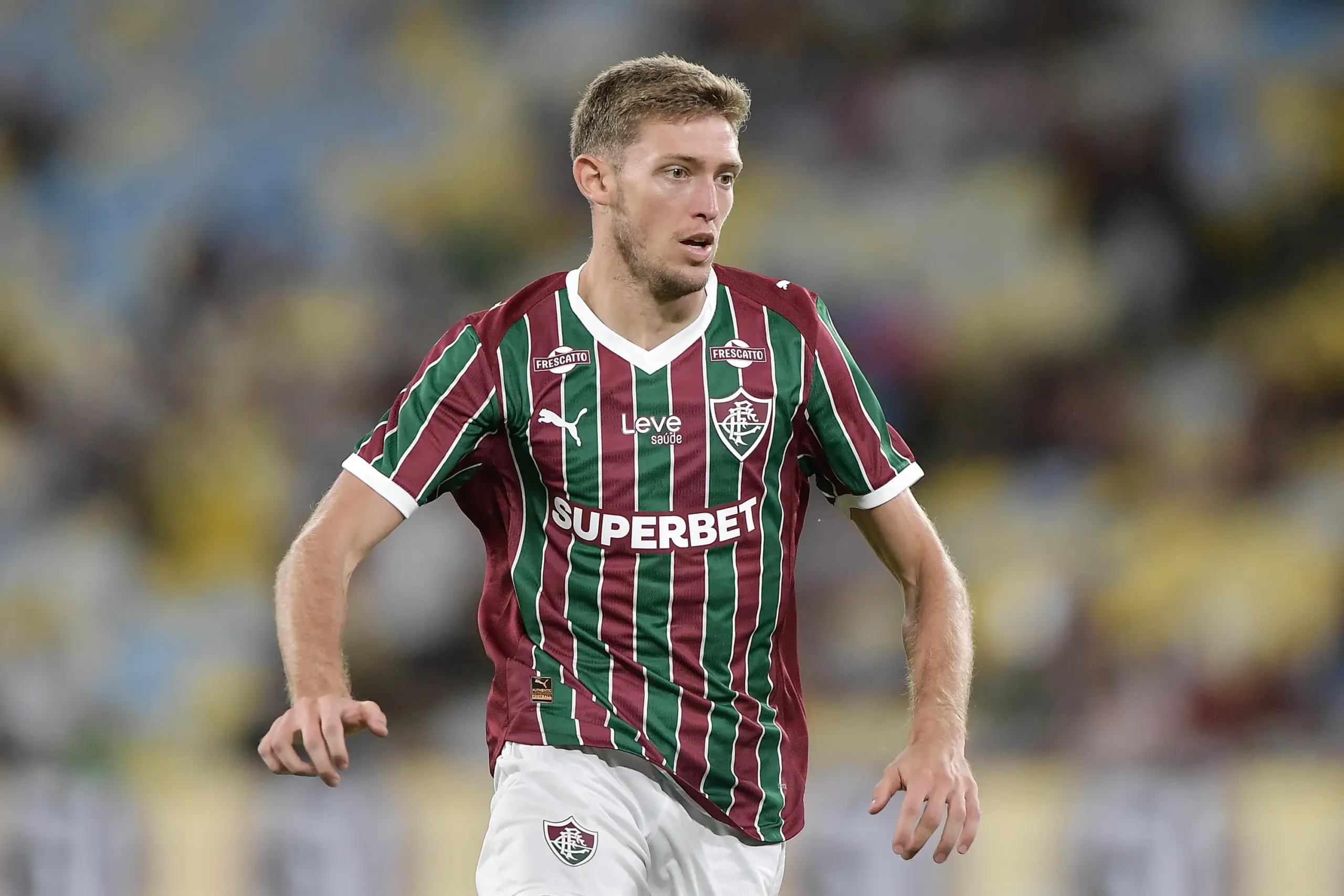 Castillo recebe confiança de Zubeldía no Fluminense após atuação no Maracanã