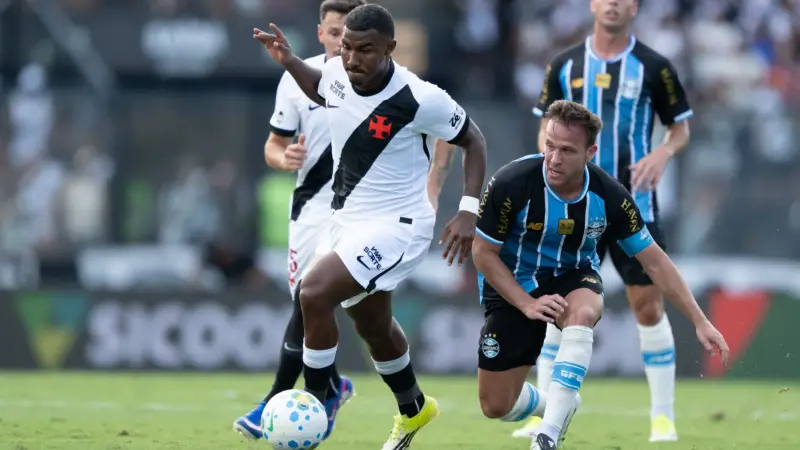 Renato Gaúcho mantém Vasco invicto e transforma time em referência ofensiva no Brasileirão