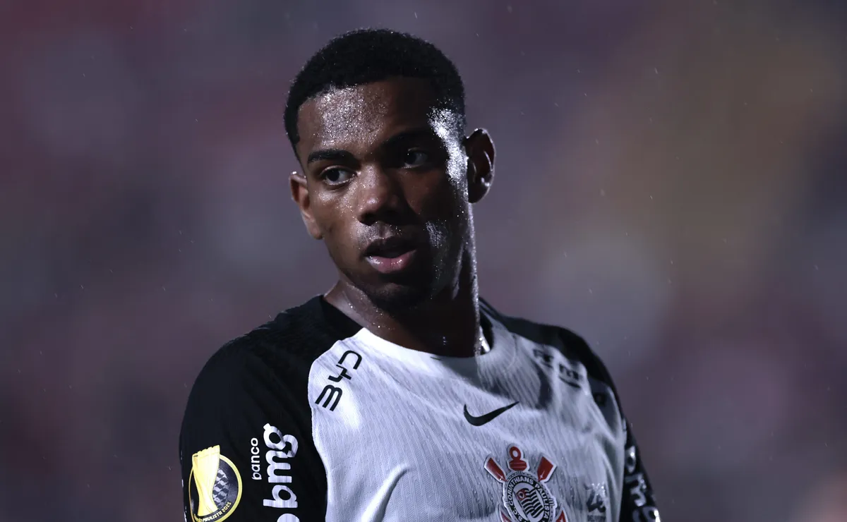 Milan oferece 18 milhões de euros por André; Corinthians pode receber bônus atrelado a partidas